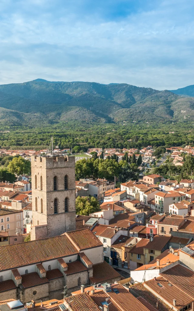 . Photography by Stephane Ferrer Yulianti..Photography by Stephane Ferrer Yulianti.